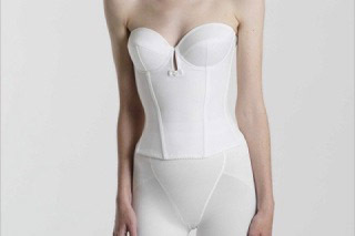 ブライダルインナー購入《braidal bloom ビスチェ》※挙式・披露宴でもご利用いただけます。【通常価格15,950円→13,200円】