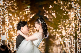 PHOTO WEDDING STYLE_丸の内イルミネーションは毎年11月〜2月まで丸の内仲通りで