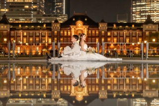 PHOTO WEDDING STYLE_リフレクション（水面を利用したようなシンメトリーな世界を演出）
