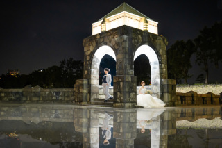 PHOTO WEDDING STYLE_リフレクション（水面を利用したようなシンメトリーな世界を演出）