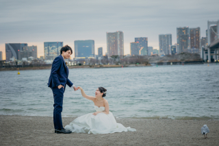 PHOTO WEDDING STYLE_海ロケプラン（お台場・葛西・城ヶ島の海と空を背景に撮影）