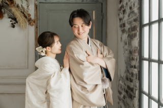 PHOTO WEDDING STYLE_和装スタジオ（伝統的な美とモダンなデザインが融合したスタジオで）
