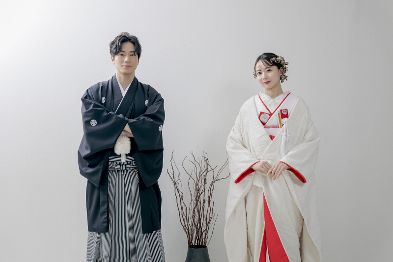 年内撮影限定!真っ白な空間でシンプルな美☆【洋装スタジオ】【和装スタジオ】【洋装&和装スタジオ】◎144800円→89800円〜