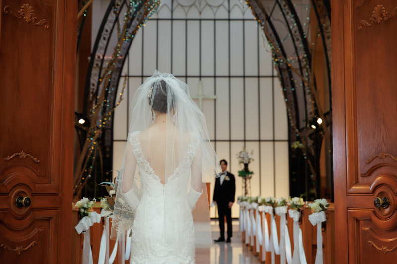 年内撮影限定!スタジオ撮影+30,000円アルバム付き☆【洋装・チャペル撮影!】◎214600円→特別価格89800円