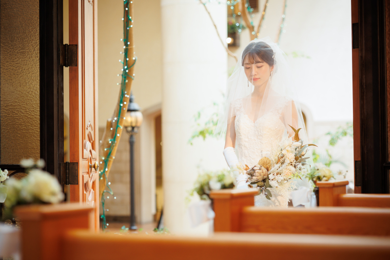 年内撮影限定!スタジオ撮影+30,000円アルバム付き☆【洋装・チャペル撮影!】◎214600円→特別価格89800円