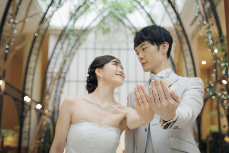 【返金保証付】2月末まで！スタジオ＋30,000円アルバム付き☆【洋装・チャペル撮影！】◎214600円&rarr;89800円