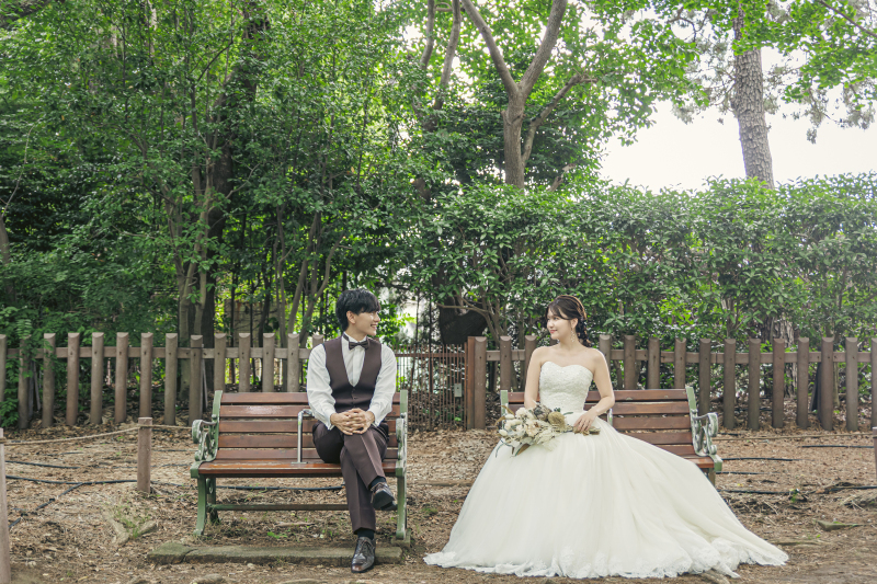 年内撮影限定！スタジオ撮影付き♪【洋装・昼・街ロケ／神宮外苑銀杏並プラン】◎124,800円→特別価格69,800円