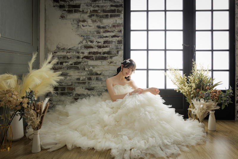 【返金保証付】6月末まで!ドレス2着・30,000円アルバム付き☆【Sweetプラン♡(洋装・スタジオ)】◎129,800円