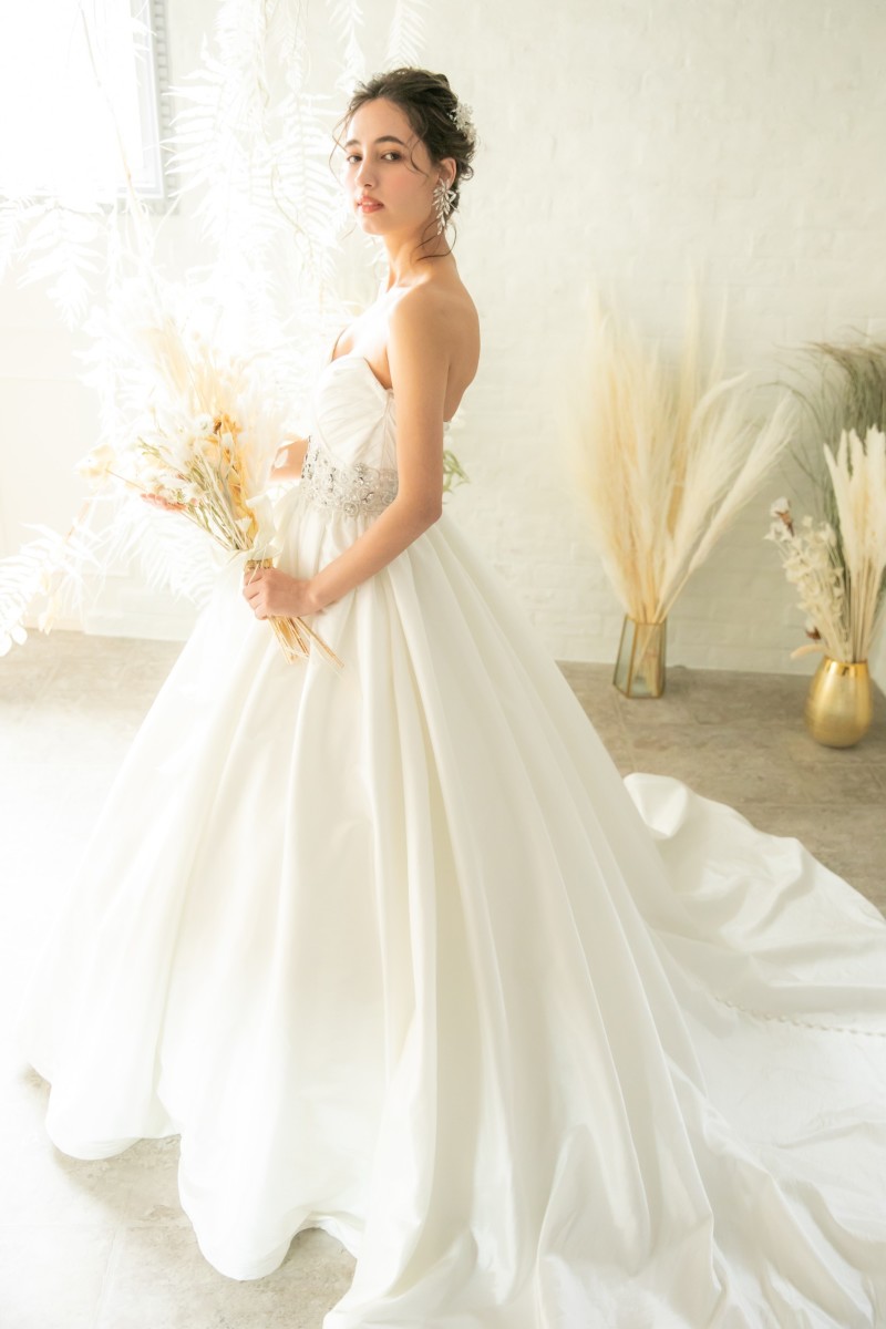 ウエディングドレス1