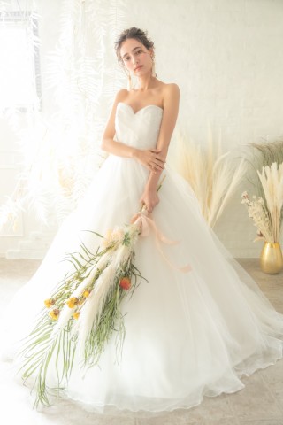 ウエディングドレス2