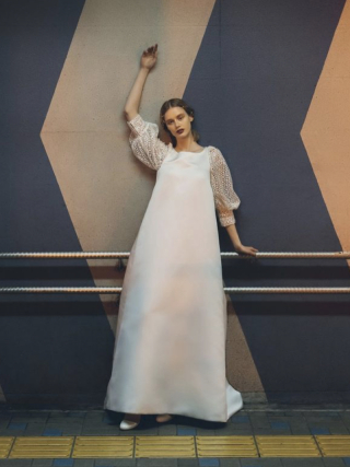 ウエディングドレス50