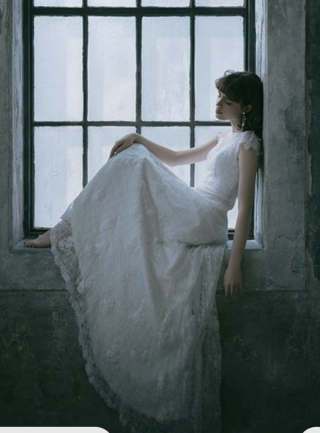 ウエディングドレス70