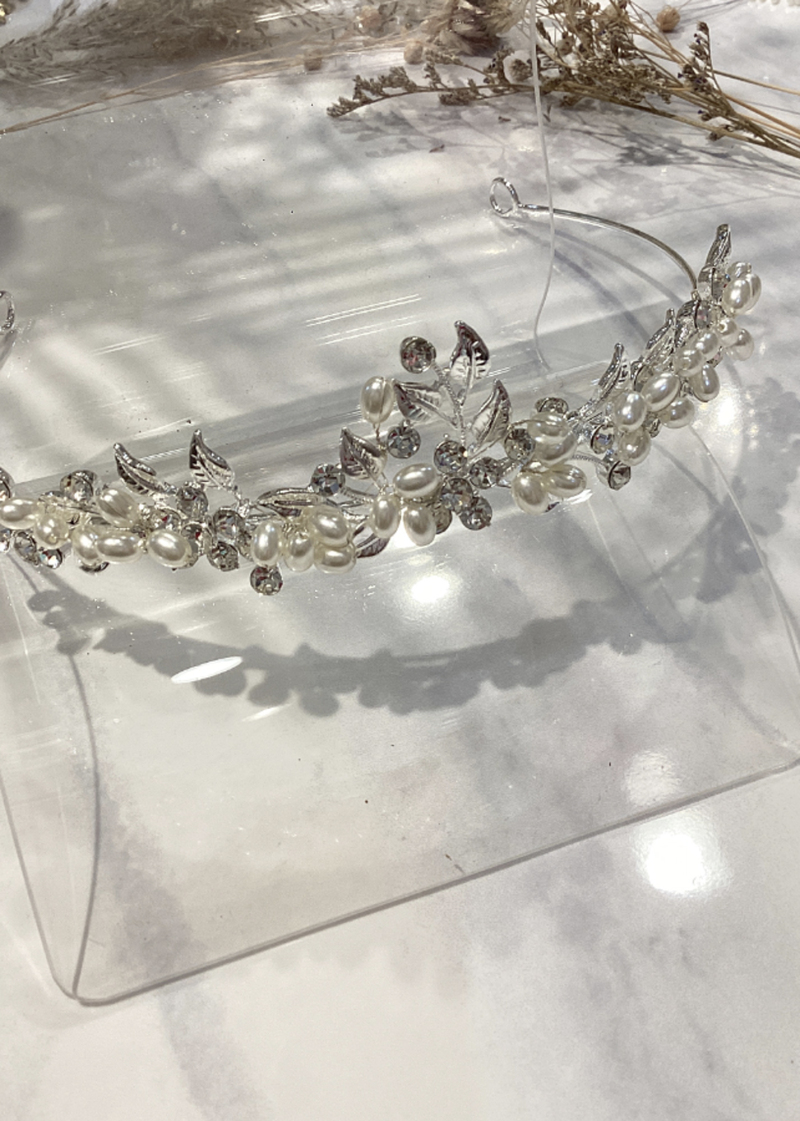 ヘッドアクセサリー