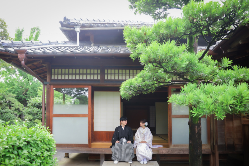 中村公園記念館の縁側にて