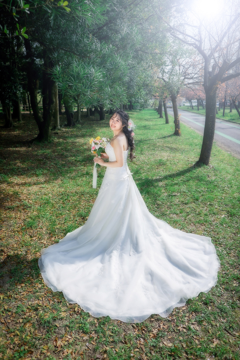 新婦様ソロショット/バックスタイル撮影