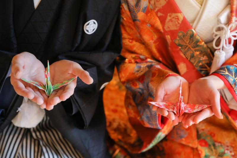 お母様から思いを詰めた折り鶴で