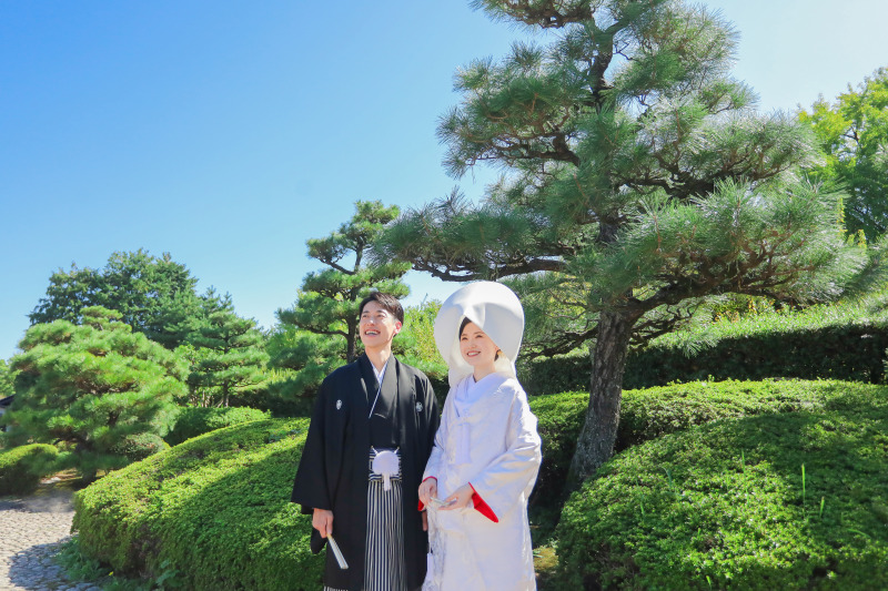 名古屋城＆名古屋市政資料館ロケ：カメラマン2名撮影プランで充実フォトウェディング