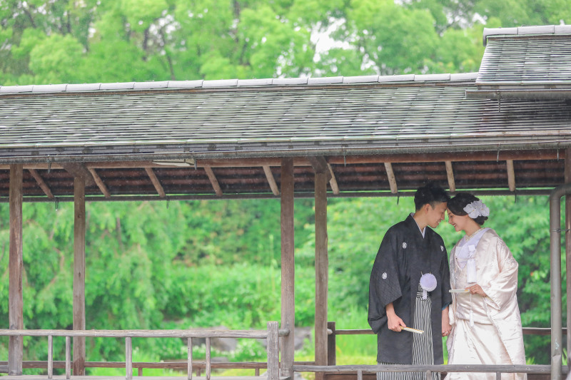 雨を感じさせない撮影スポット