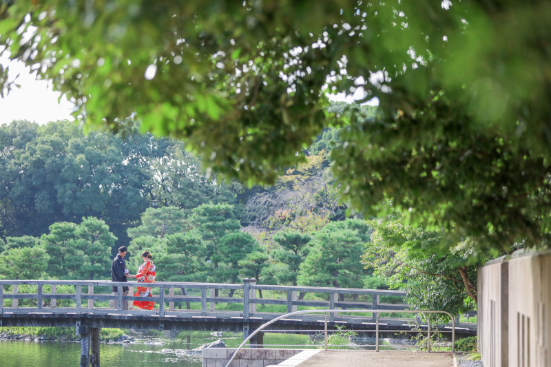 新緑を入れて奥行きと遠近感を出して