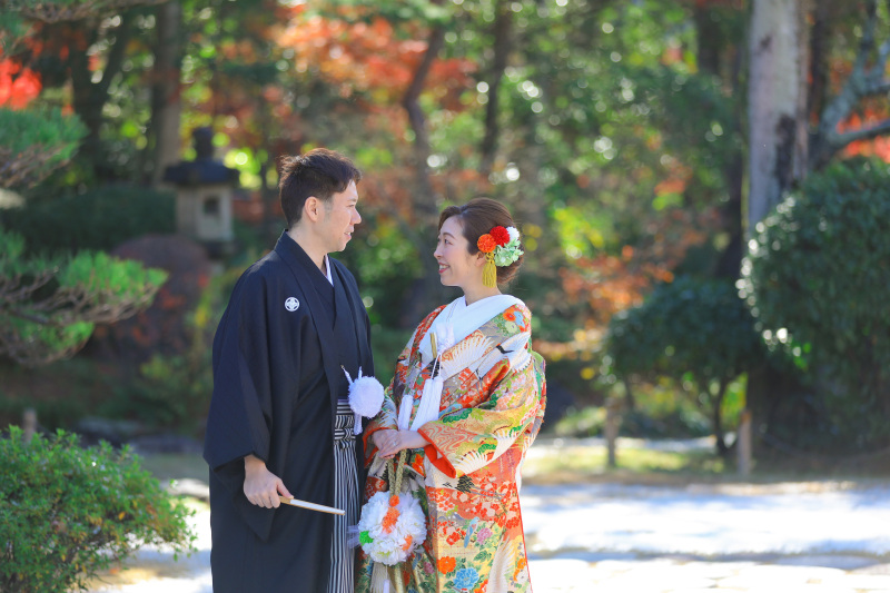 三重県桑名市の六華苑で色打掛ロケーション撮影