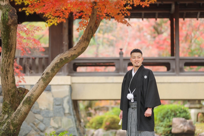 紋付袴の新郎様ソロショット撮影