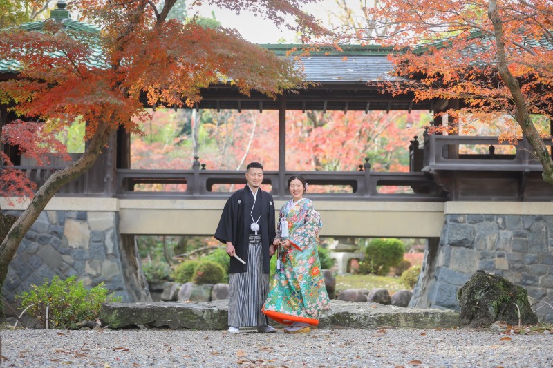 揚輝荘で12月の和装ロケーション撮影