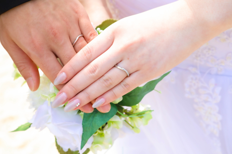 ネイルと結婚指輪