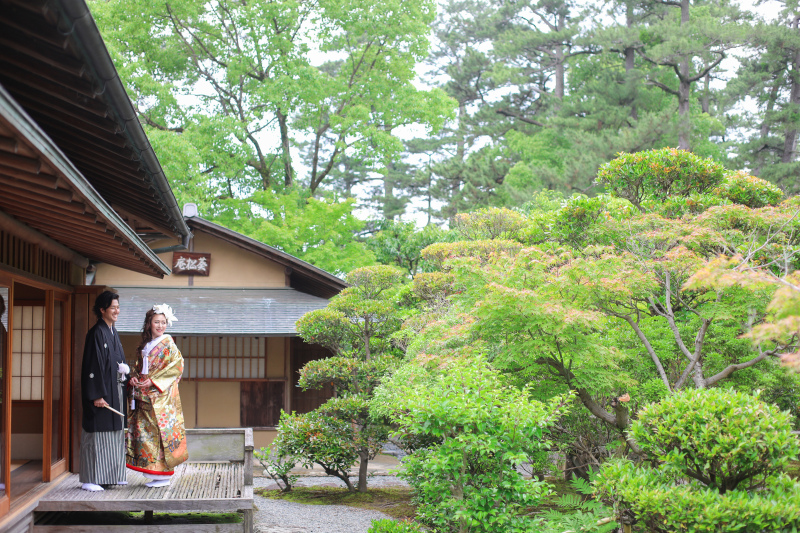 新緑とお二人で