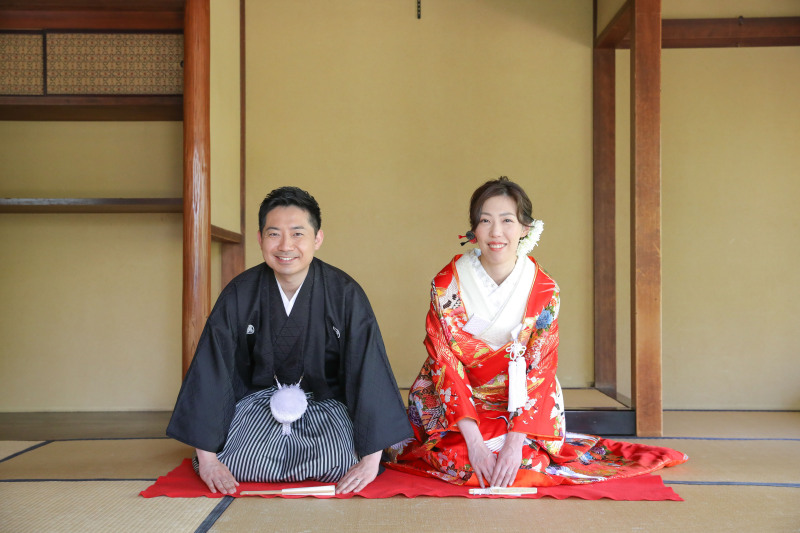 結婚報告用に正座カット