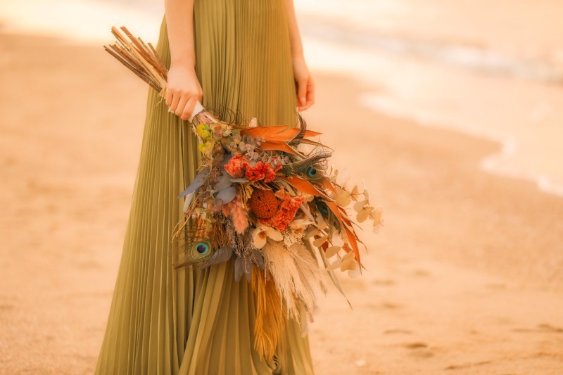 ip-one_カラードレスが豊富