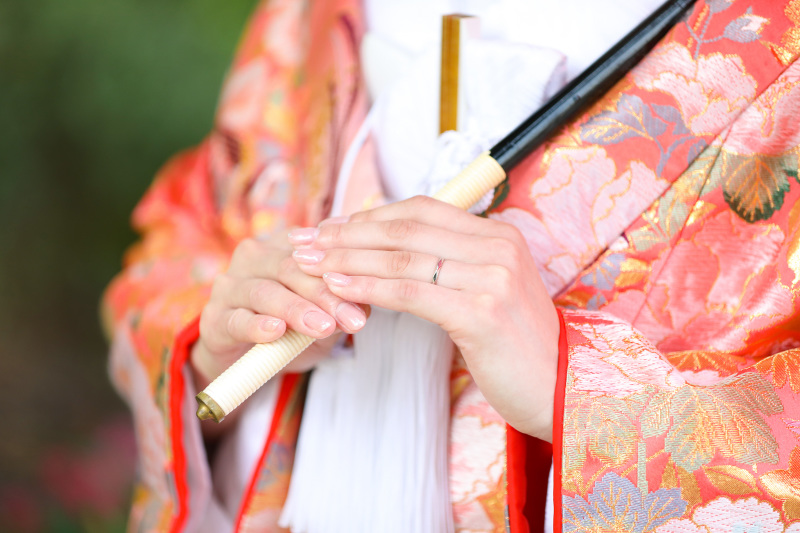 指輪と一緒にお手元撮影♪