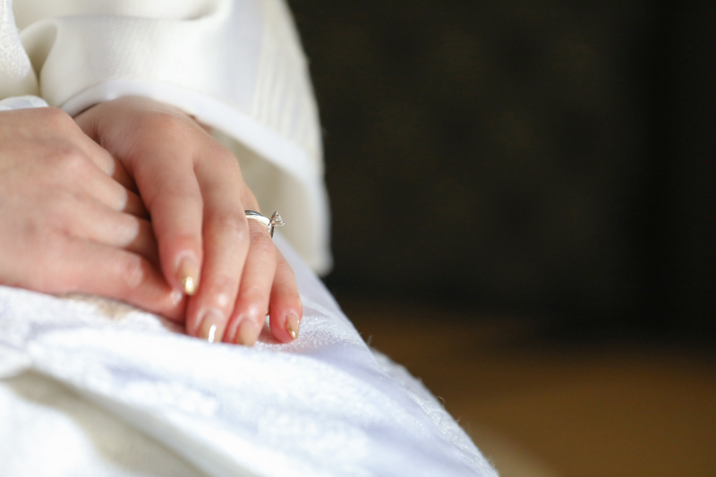 指輪と一緒にお手元撮影！