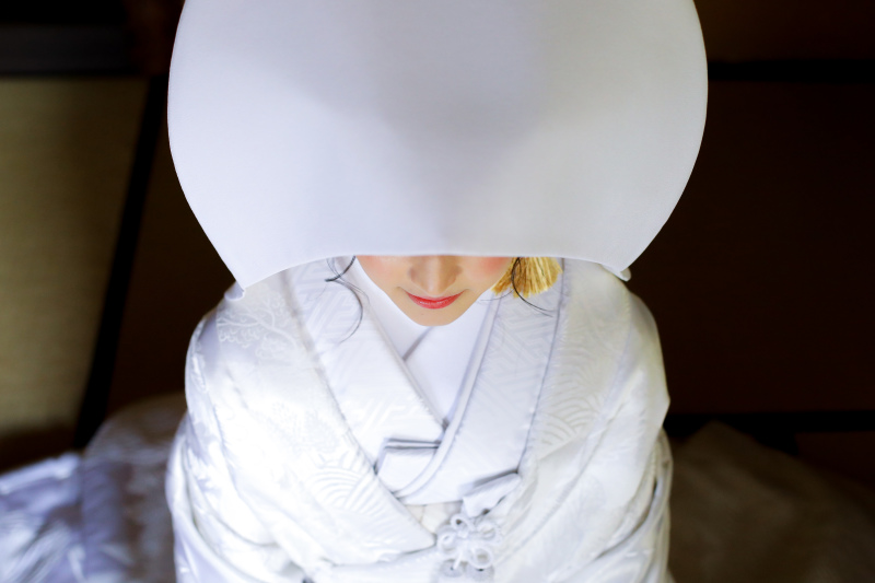 凛とした綿帽子姿！