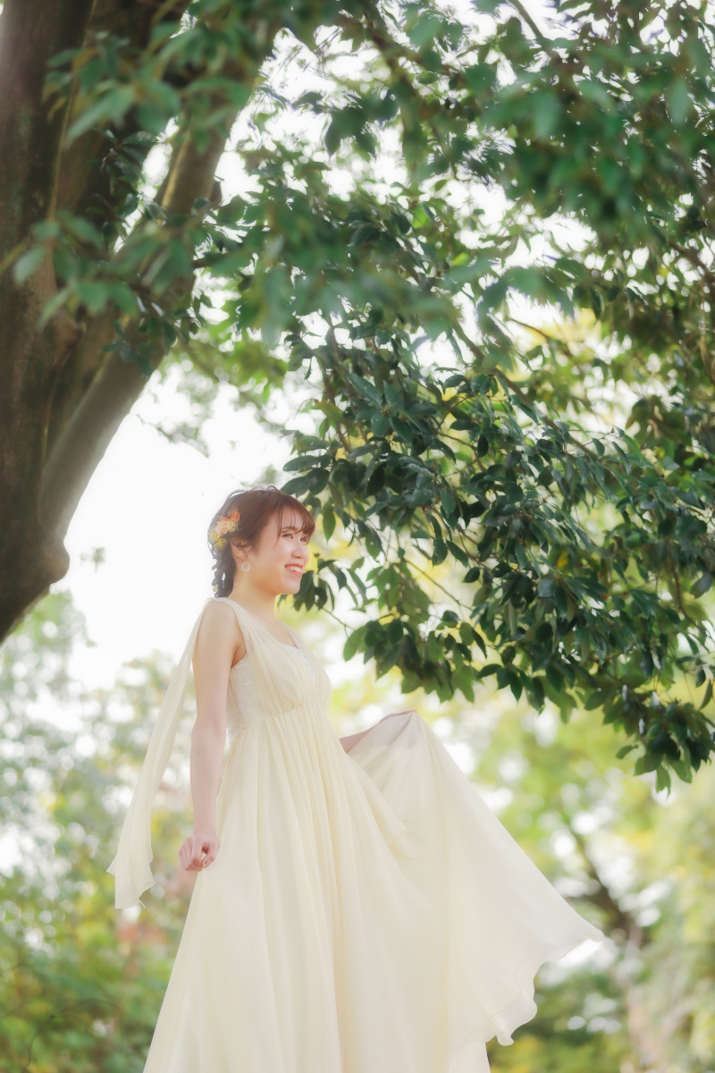 ドレス専任スタイリストがご案内します