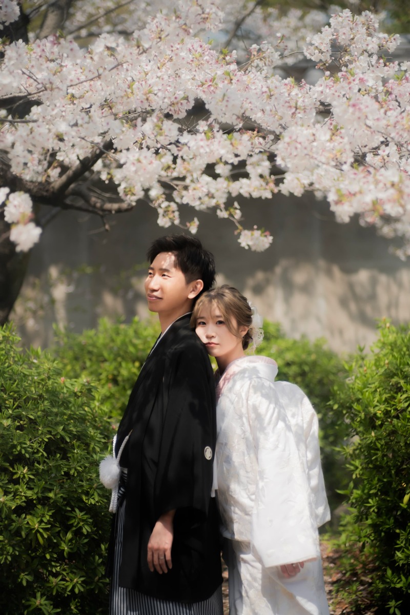 桜の下でムニュっと♡
