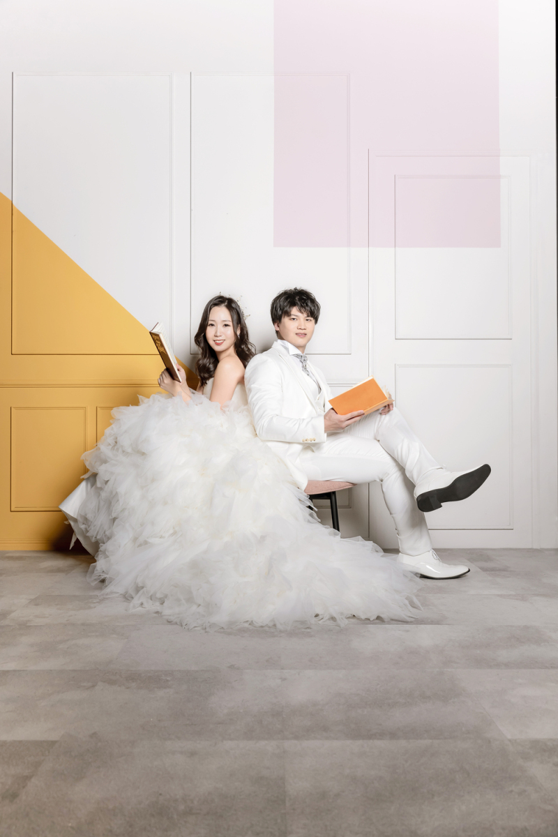 ポップウォール|背中合わせショット