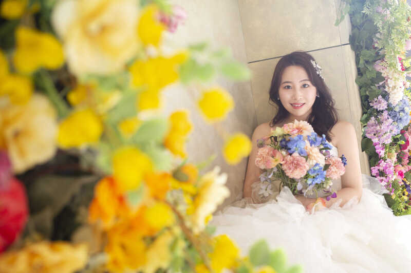 【フラワーウォール】ご新婦様ソロショット