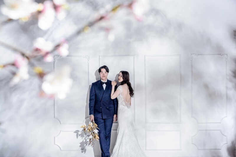 シンプルな「ホワイトウォール」で撮影スタート!