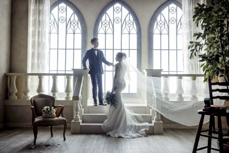 【チャペル】ベールふわり+エスコートショット