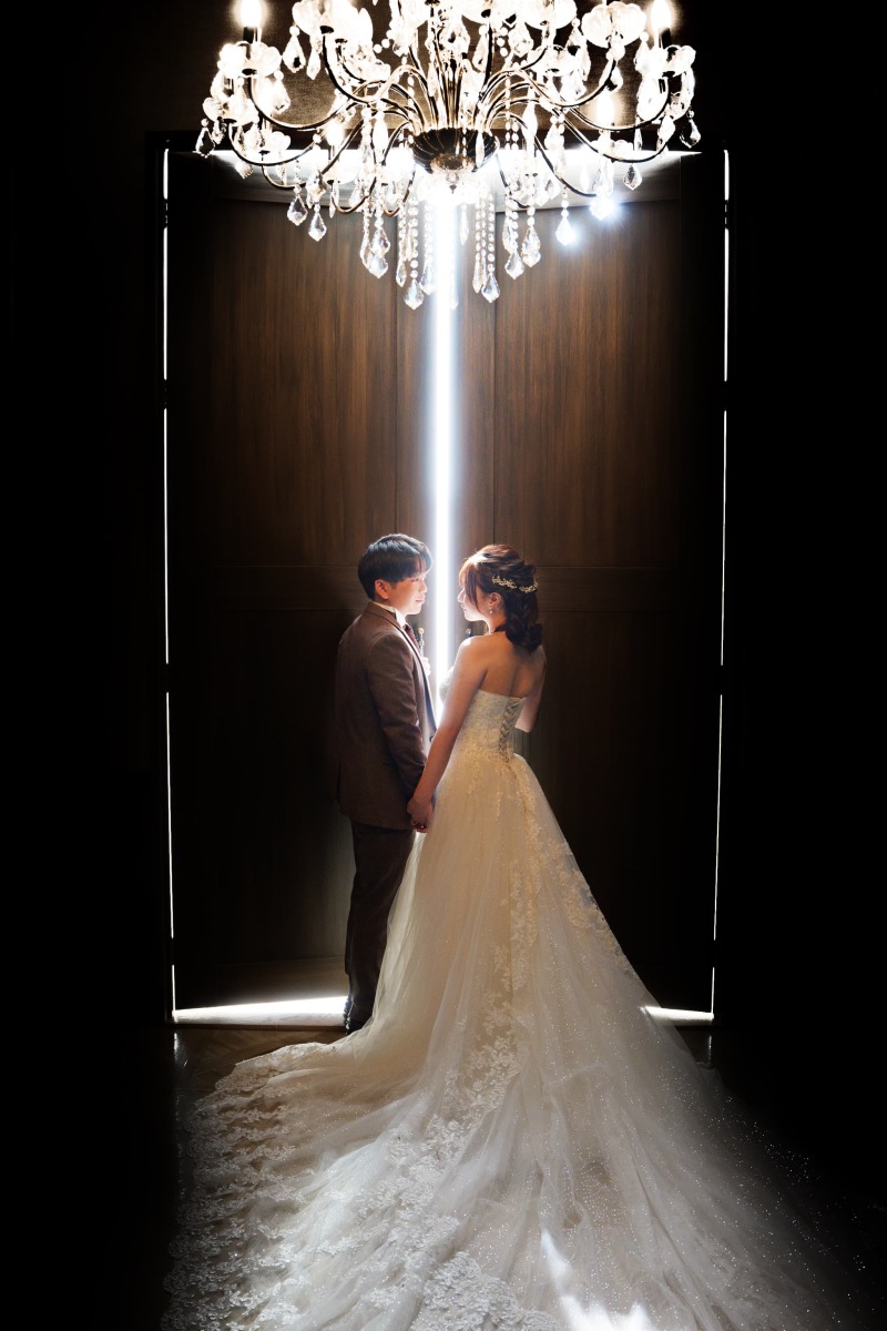 誓いの瞬間、永遠を見つめて