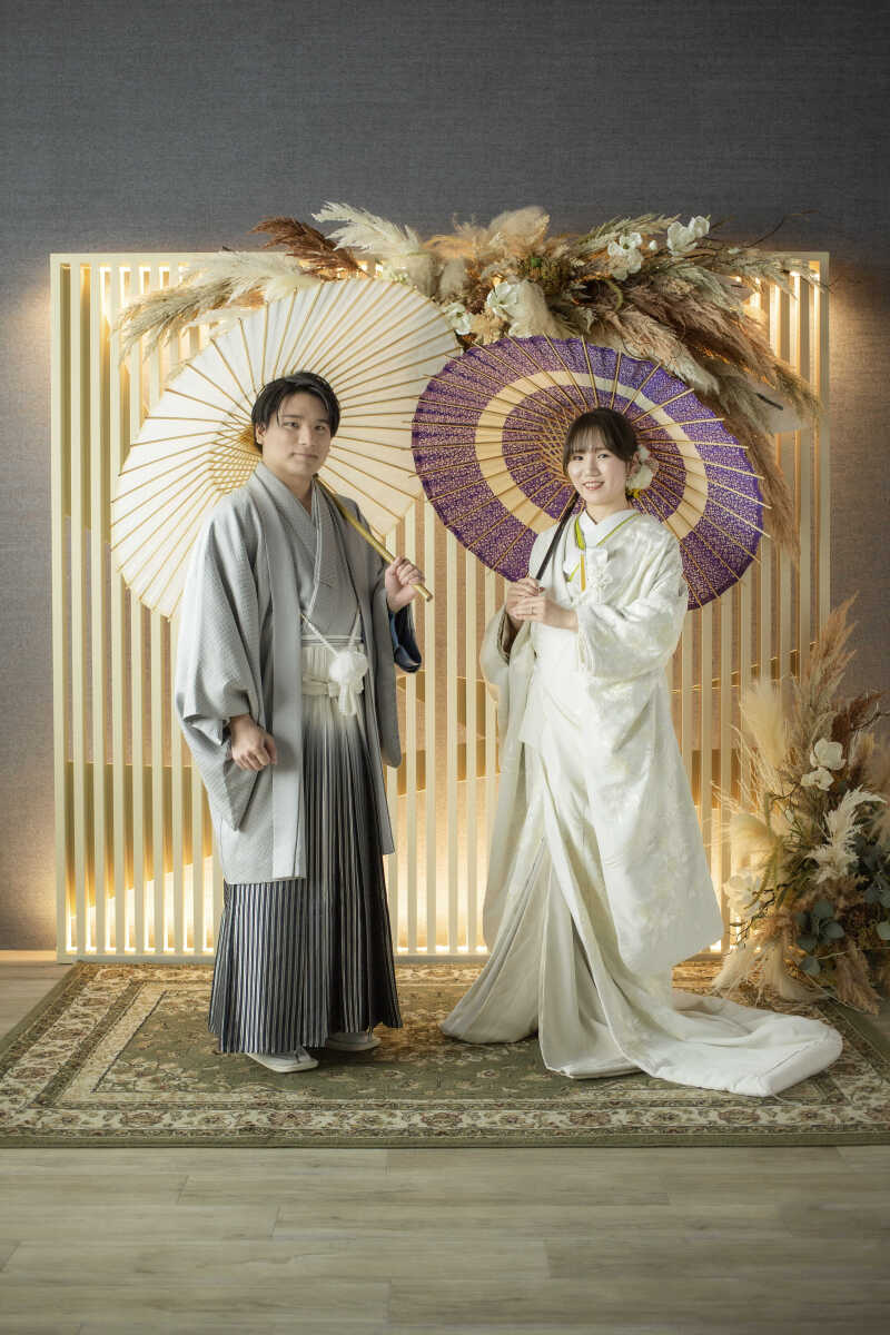 純真無垢な出で立ちでフォトウェディングスタート