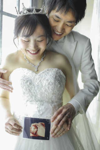 お子さまと一緒に♥ そしてお腹の中にも…♡ 笑顔が咲いた幸せ家族写真