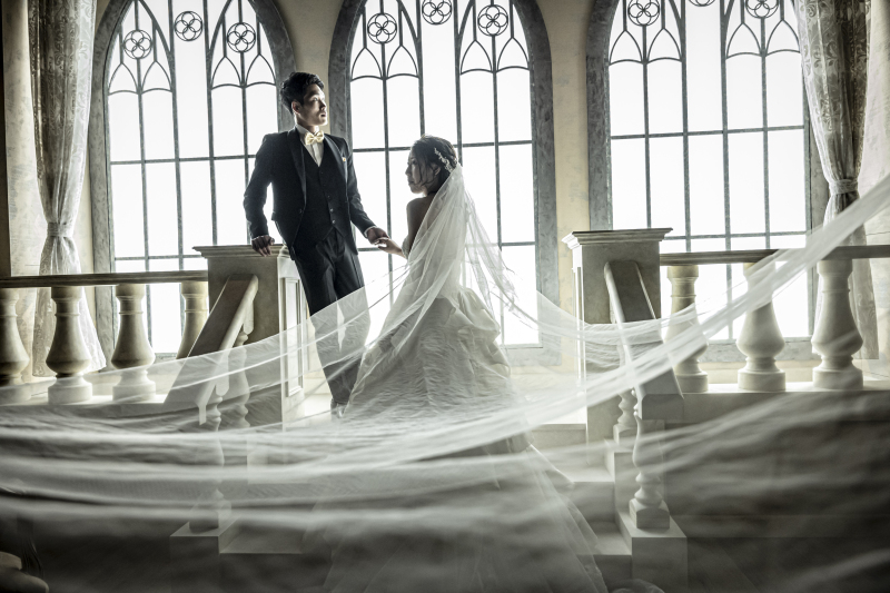 ベールを広げて