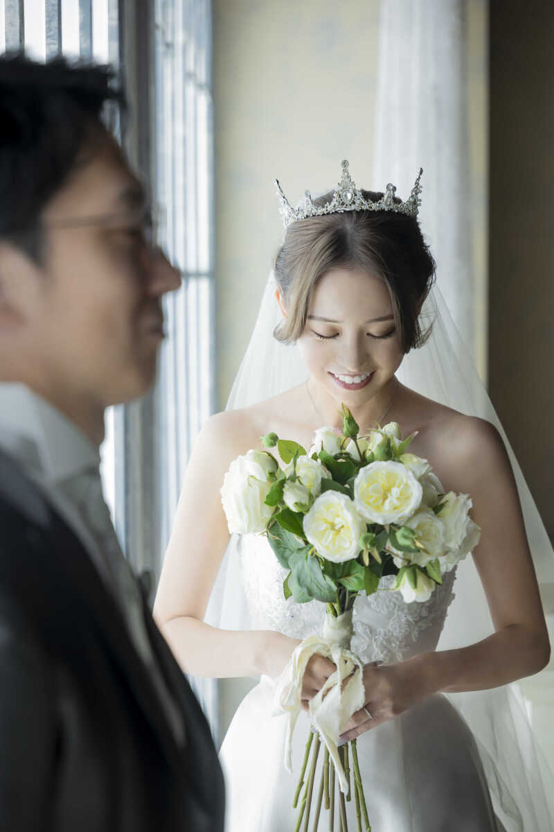 【新婦様ショット】秘めた願いとブーケ