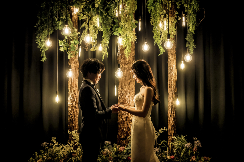 ロマンチックなフォレストランプであたたかショット