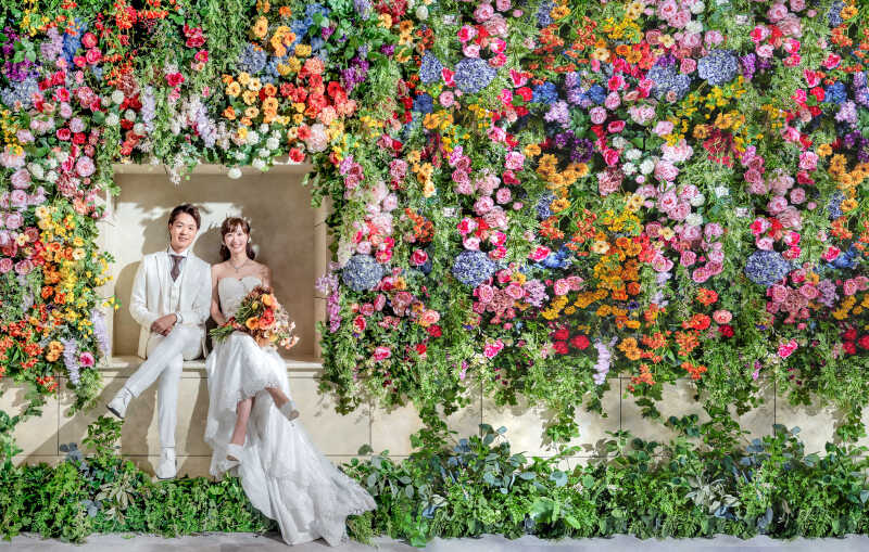 ✿色とりどりの花々に囲まれたおふたり✿