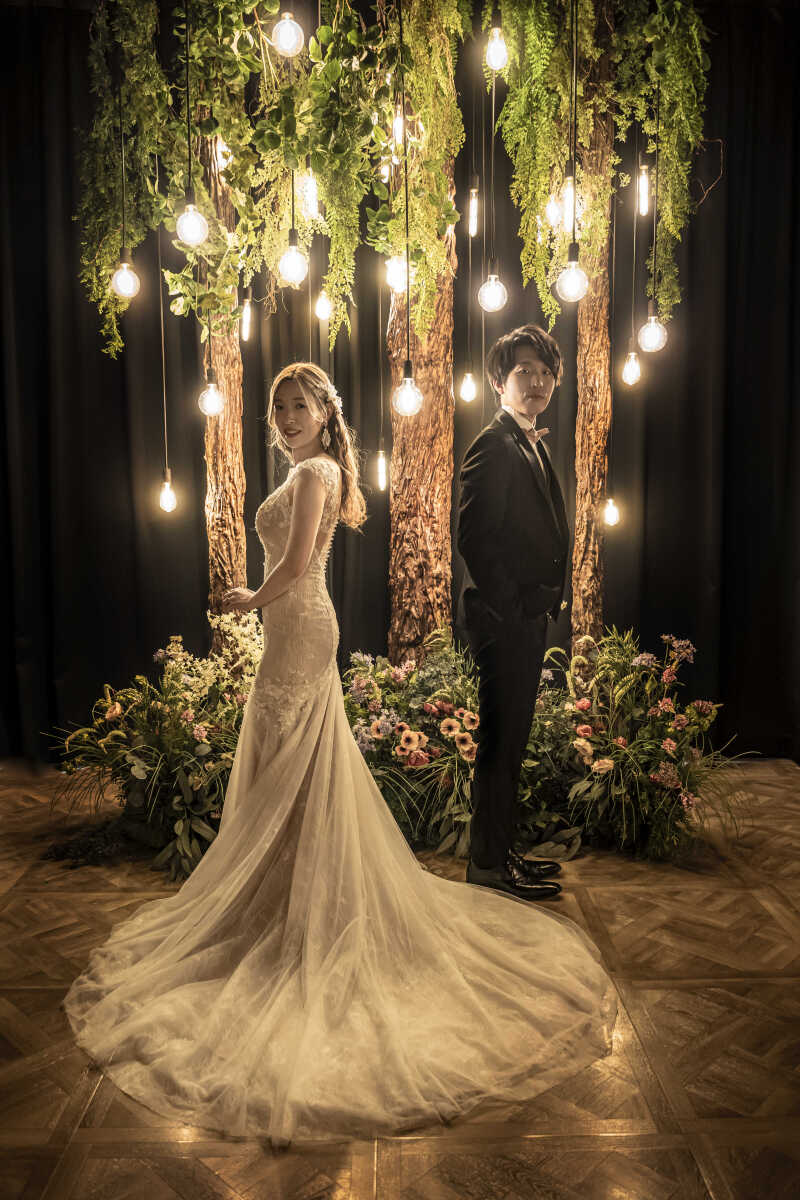 凛とした立ち姿が美しいおふたりに注目