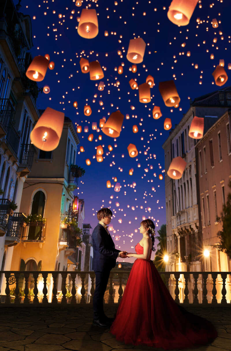 【ランタン】幻想的な見つめ合いショット