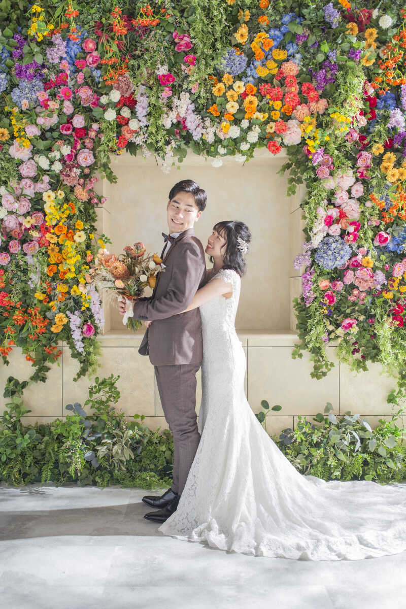 【フラワーウォール】バックハグショット