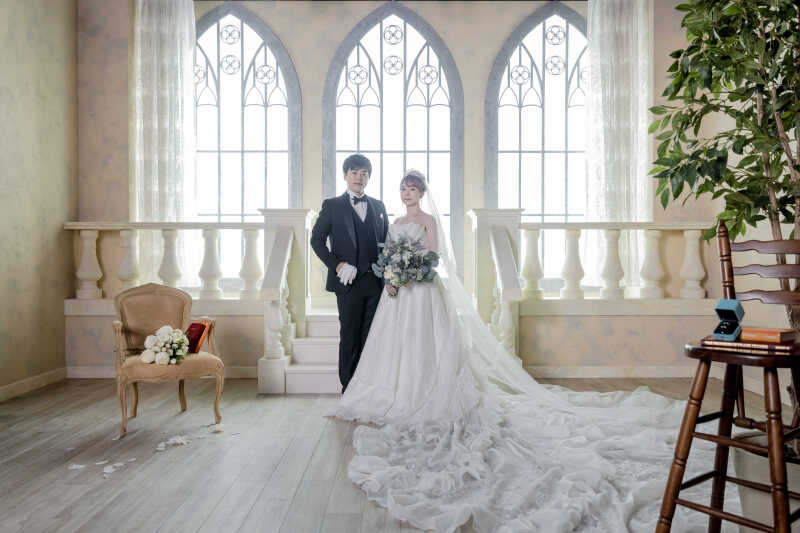 【洋装2着|5シーン】想い出アイテムと一緒にフォトウェディング♪